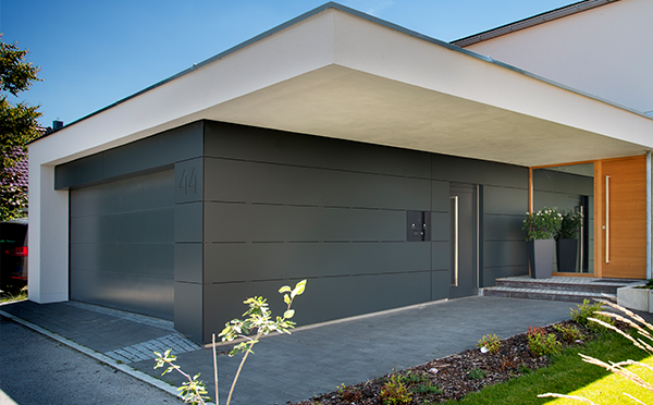 Garagentor-von-Mewald-Tore-und-Service